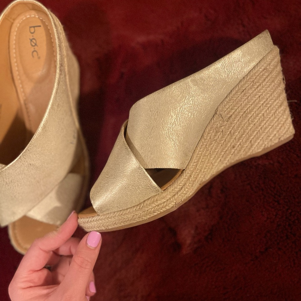 BORN BOC size 10 wedges